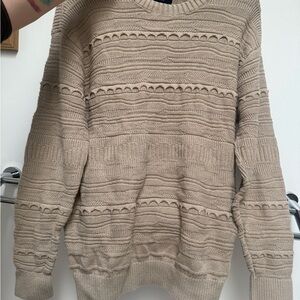 Men’s Hollister size S Classic Textured Knit Sweater in Beige